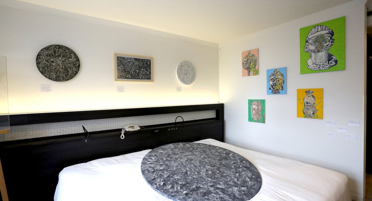 ART OSAKA 2016, TEZUKAYAMA GALLERY<br />
Photo：Yuiko Taiya